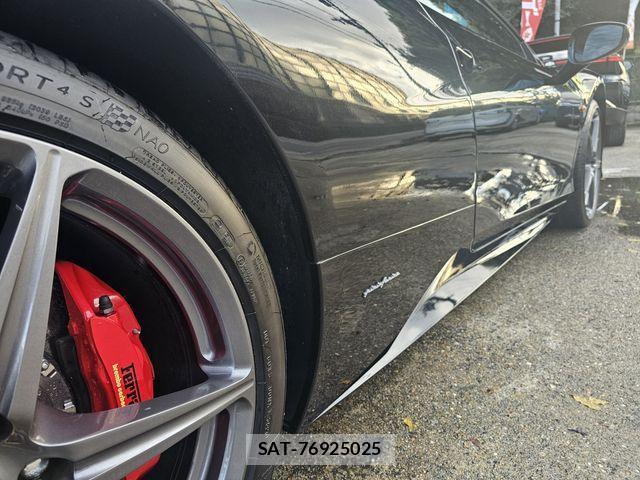Ferrari 458 Spider 2012-11 4323795-10