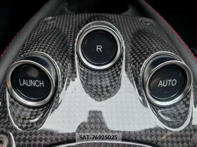 Ferrari 458 Spider 2012-11 4323795-16