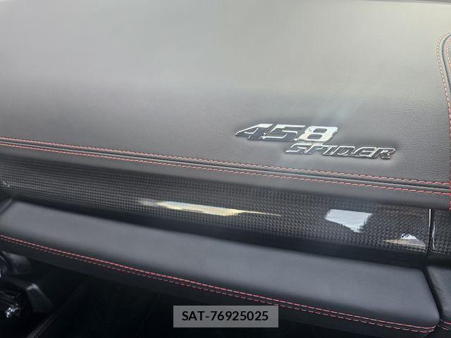 Ferrari 458 Spider 2012-11 4323795-21