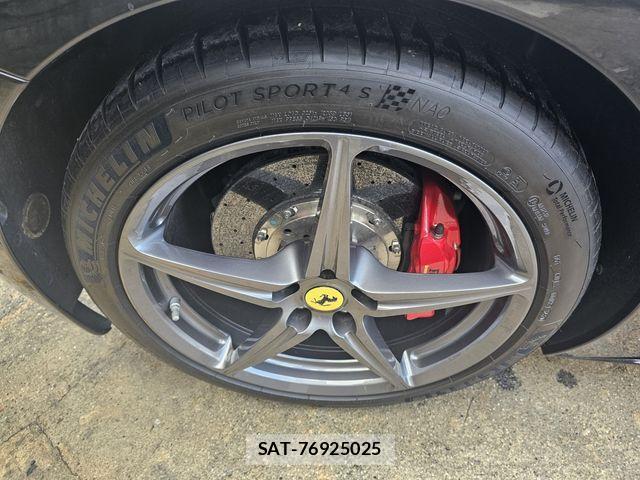 Ferrari 458 Spider 2012-11 4323795-22