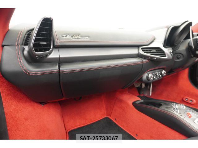 Ferrari 458 Spider 2013-03 6214550-24