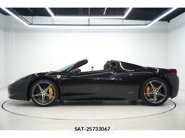 Ferrari 458 Spider 2013-03 6214550-7
