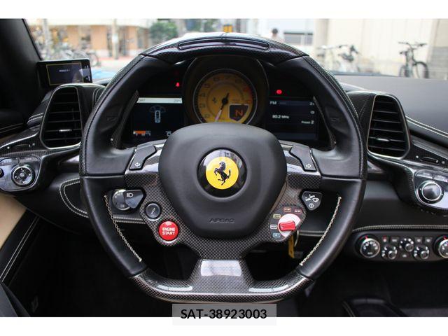 Ferrari 458 Spider 2013-11 7454261-9