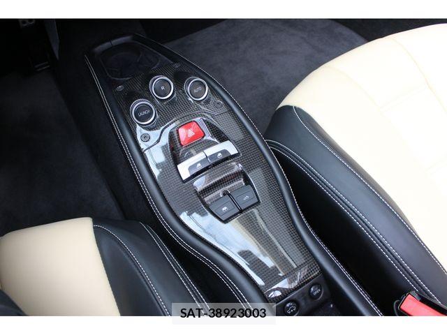 Ferrari 458 Spider 2013-11 7454261-11