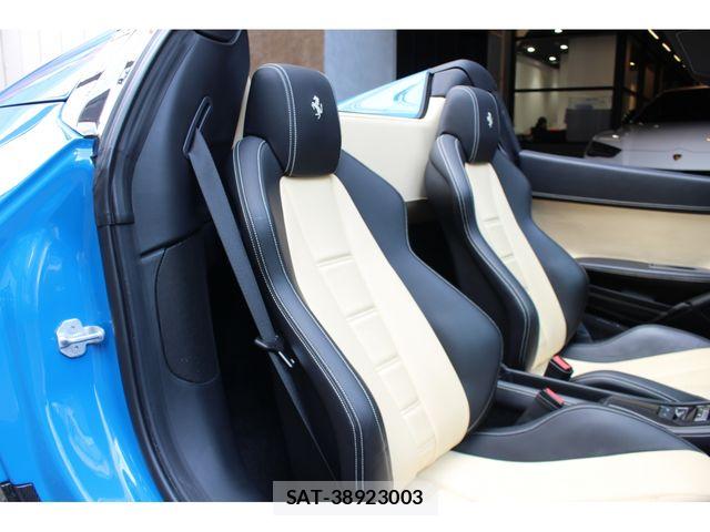Ferrari 458 Spider 2013-11 7454261-23