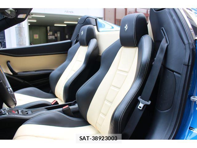 Ferrari 458 Spider 2013-11 7454261-24