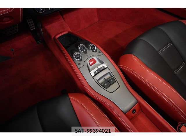 Ferrari 458 Spider 2013-12 7508656-13