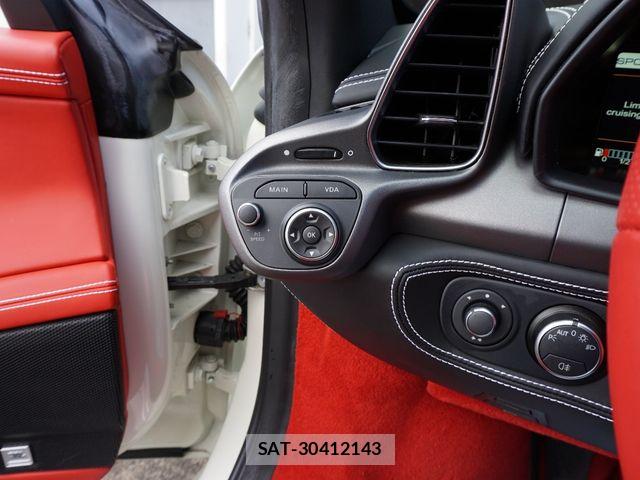 Ferrari 458 Spider 2014-07 8742050-20