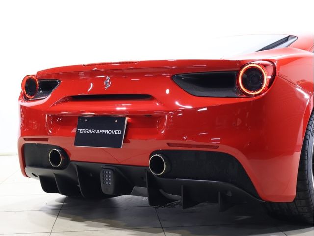 Ferrari 488 GTB 2019-05 483708-14