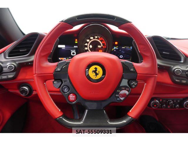 Ferrari 488 GTB 2017-03 6611812-13