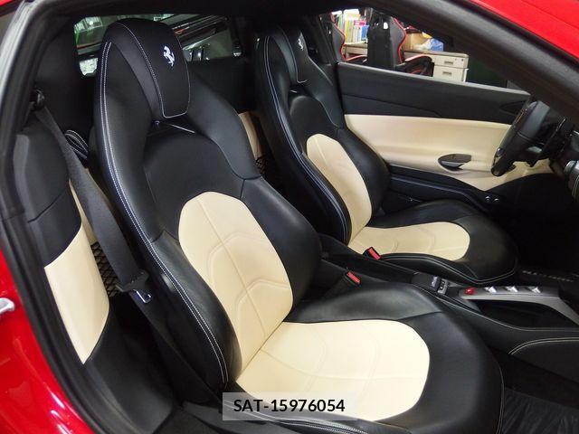 Ferrari 488 GTB 2016-04 7218407-19