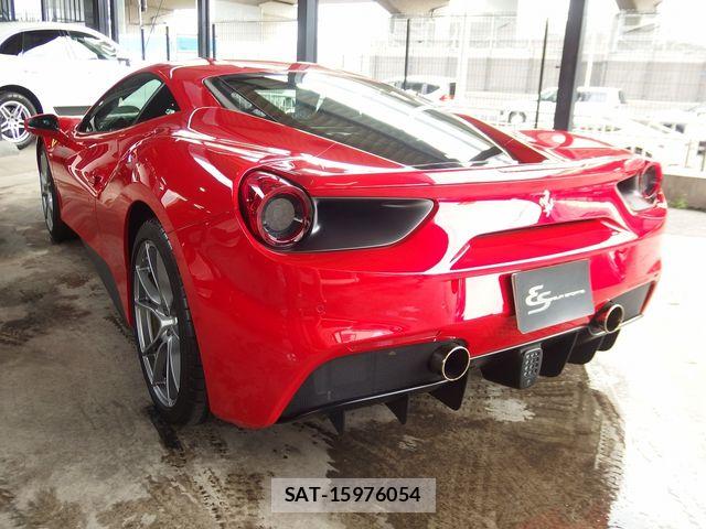 Ferrari 488 GTB 2016-04 7218407-7