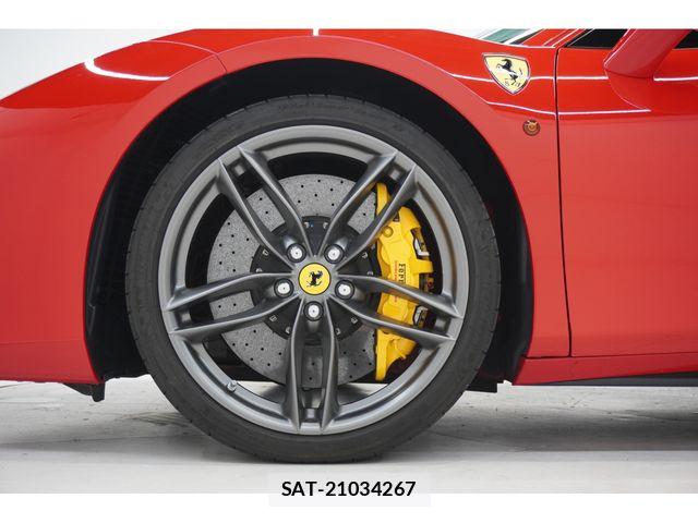 Ferrari 488 GTB 2016-11 8145804-9