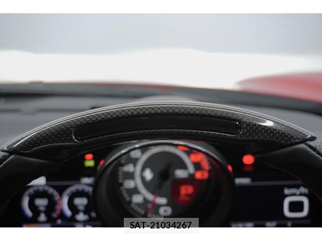 Ferrari 488 GTB 2016-11 8145804-13