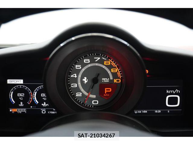 Ferrari 488 GTB 2016-11 8145804-15