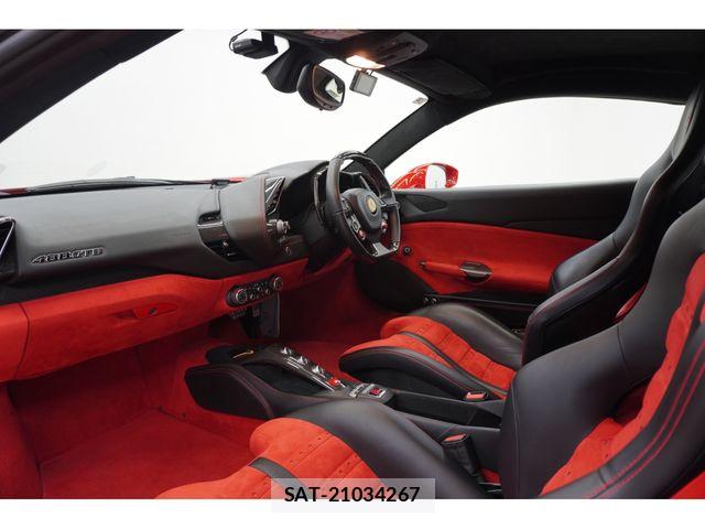 Ferrari 488 GTB 2016-11 8145804-19