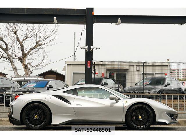 Ferrari 488 Pista 2019-01 5867533-2