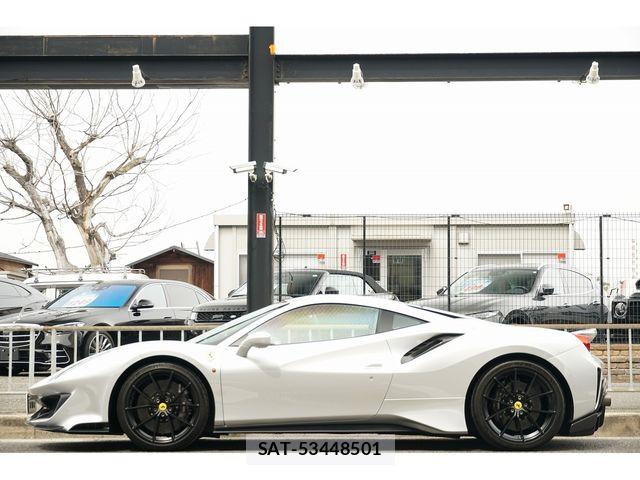 Ferrari 488 Pista 2019-01 5867533-3