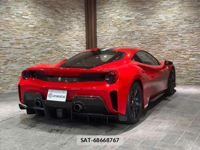 Ferrari 488 Pista 2021-11 6611813-9