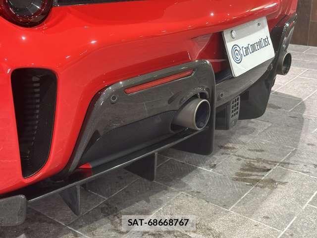 Ferrari 488 Pista 2021-11 6611813-11