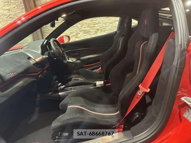 Ferrari 488 Pista 2021-11 6611813-16