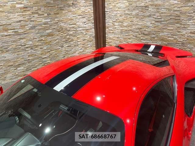 Ferrari 488 Pista 2021-11 6611813-4