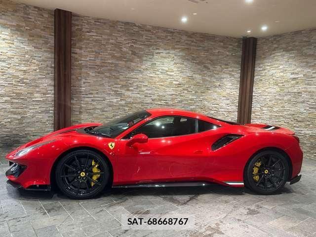 Ferrari 488 Pista 2021-11 6611813-7