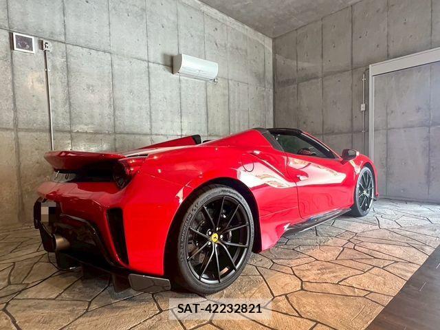 Ferrari 488 Pista 2019-09 966945-4
