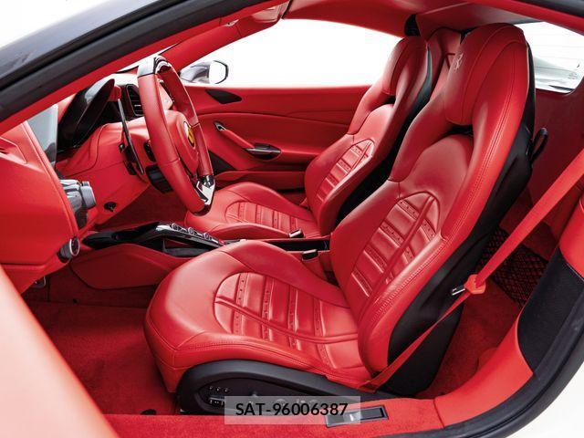 Ferrari 488 Spider 2021-12 987838-14