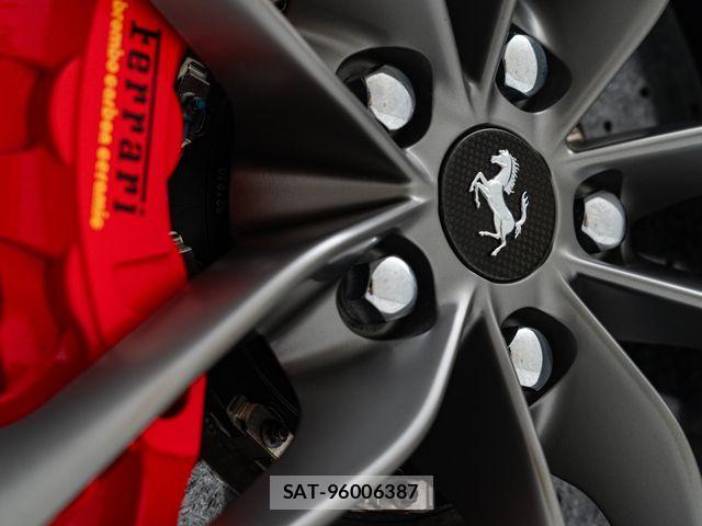 Ferrari 488 Spider 2021-12 987838-1