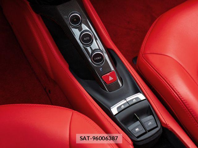 Ferrari 488 Spider 2021-12 987838-21