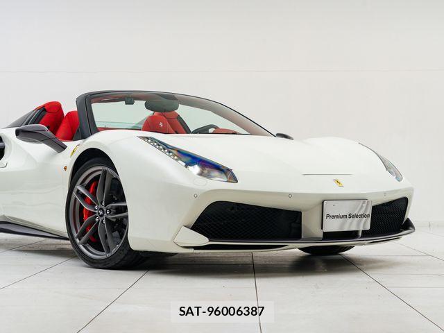 Ferrari 488 Spider 2021-12 987838-25