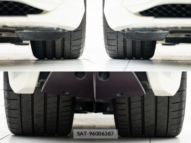 Ferrari 488 Spider 2021-12 987838-8