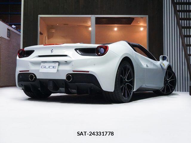 Ferrari 488 Spider 2018-10 1824512-5