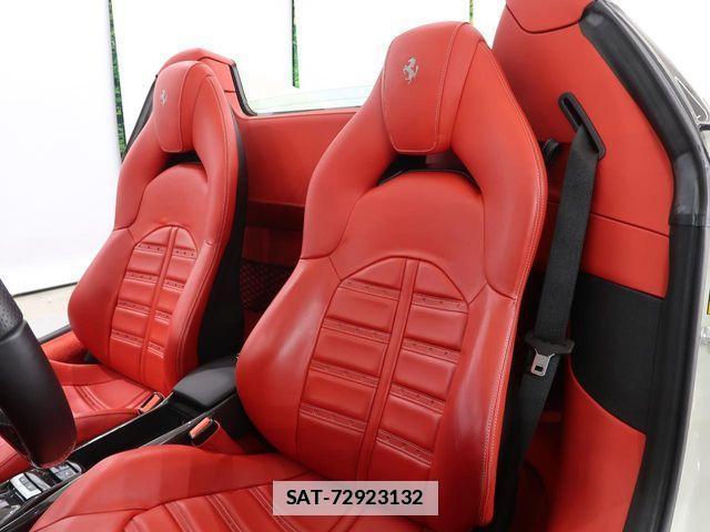 Ferrari 488 Spider 2016-06 2348498-18