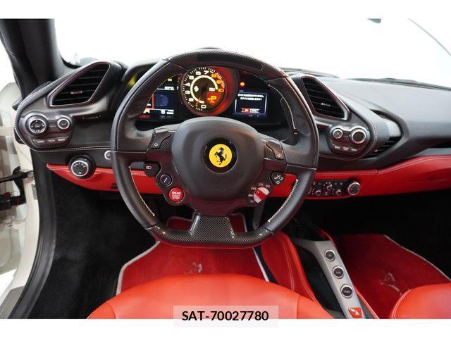Ferrari 488 Spider 2018-05 2776815-12