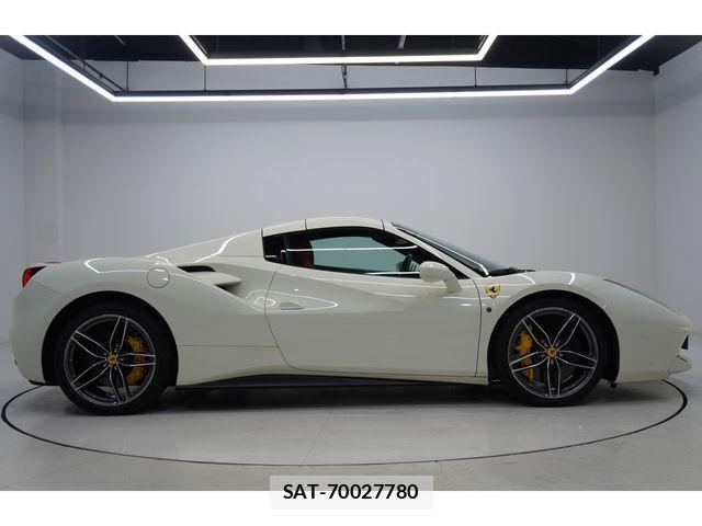 Ferrari 488 Spider 2018-05 2776815-3