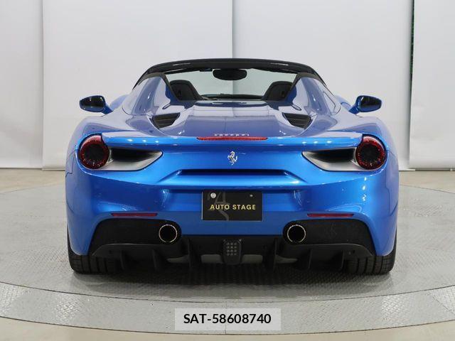 Ferrari 488 Spider 2017-07 3905472-6