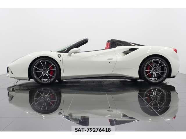 Ferrari 488 Spider 2017-04 6641561-17