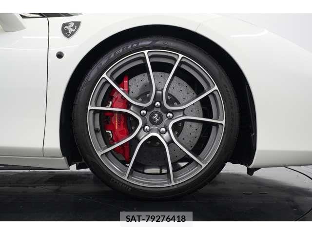 Ferrari 488 Spider 2017-04 6641561-4