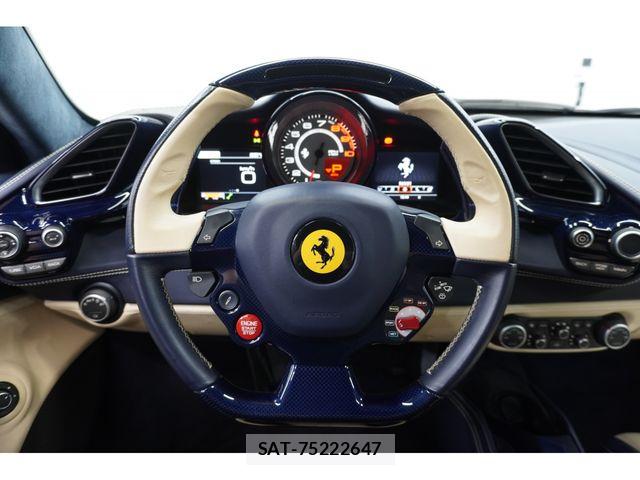 Ferrari 488 Spider 2017-01 7250766-13