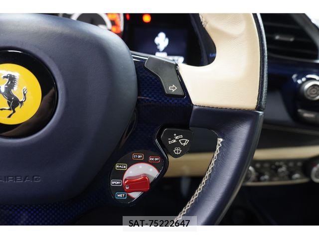 Ferrari 488 Spider 2017-01 7250766-15