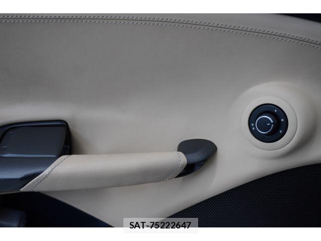 Ferrari 488 Spider 2017-01 7250766-22