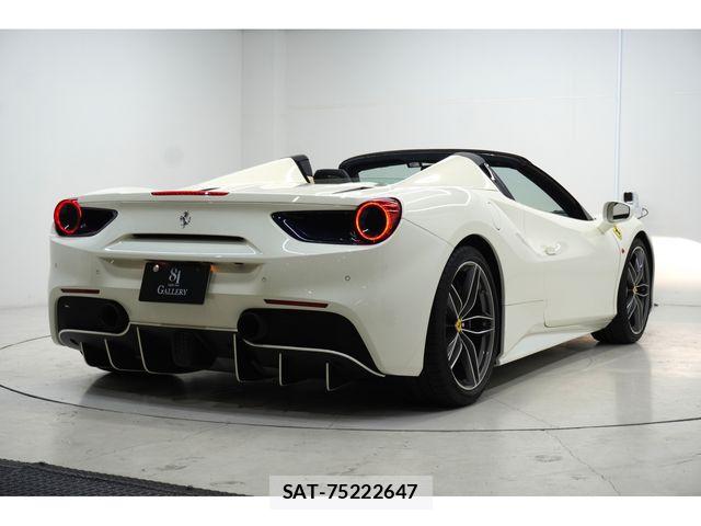 Ferrari 488 Spider 2017-01 7250766-4