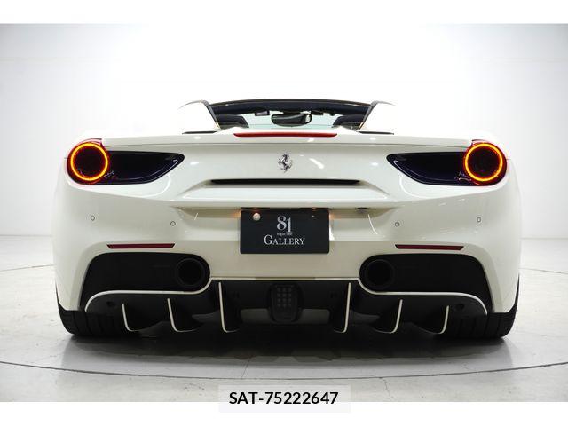 Ferrari 488 Spider 2017-01 7250766-5