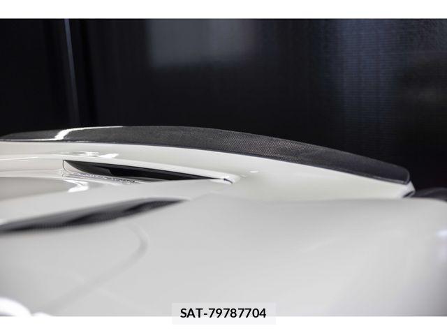 Ferrari 488 Spider 2016-11 7357720-12