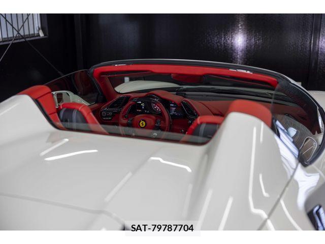 Ferrari 488 Spider 2016-11 7357720-16