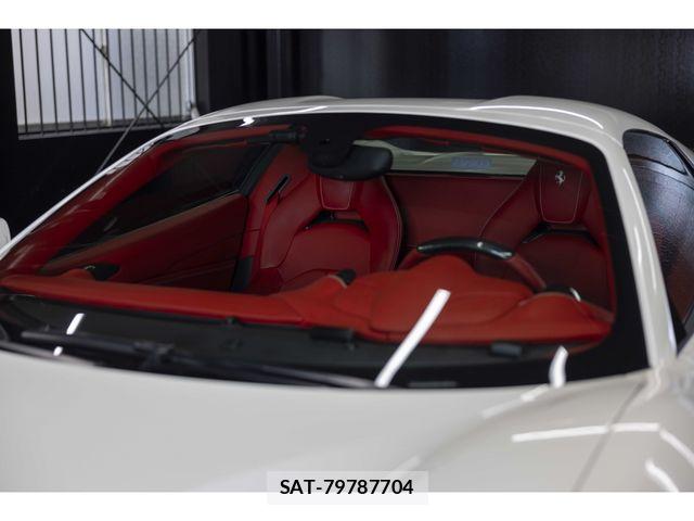 Ferrari 488 Spider 2016-11 7357720-3
