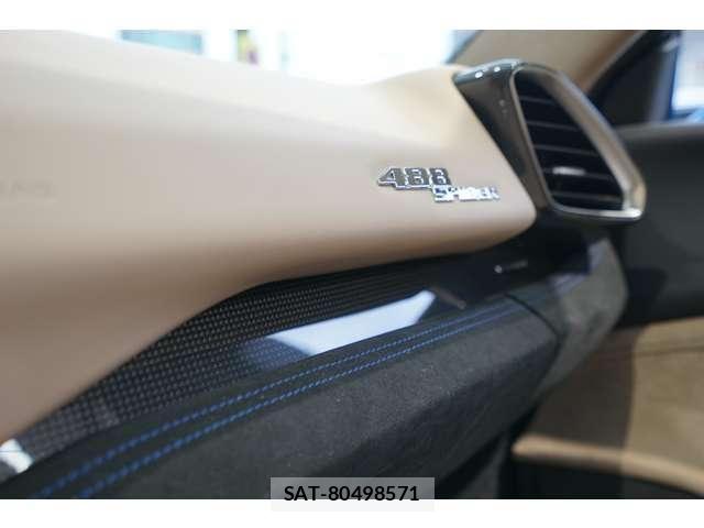 Ferrari 488 Spider 2018-07 8158411-22