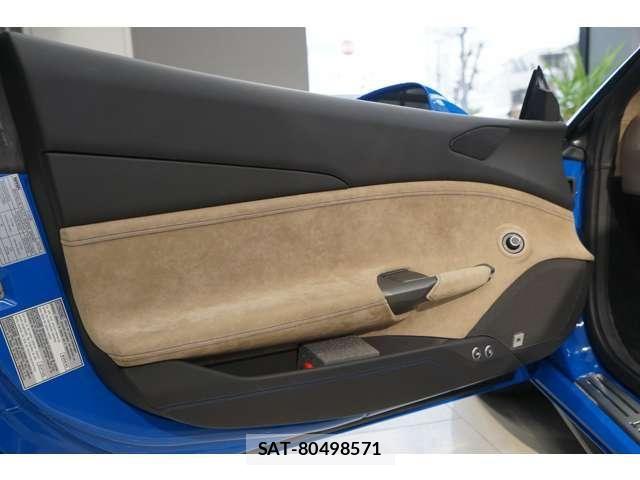 Ferrari 488 Spider 2018-07 8158411-24